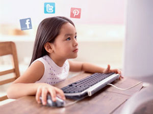 content/en-global/images/repository/isc/social-media-safety-kids-medium.jpg